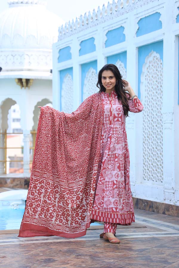 Pink Pearl Anarkali Suit With Mulmul Dupatta