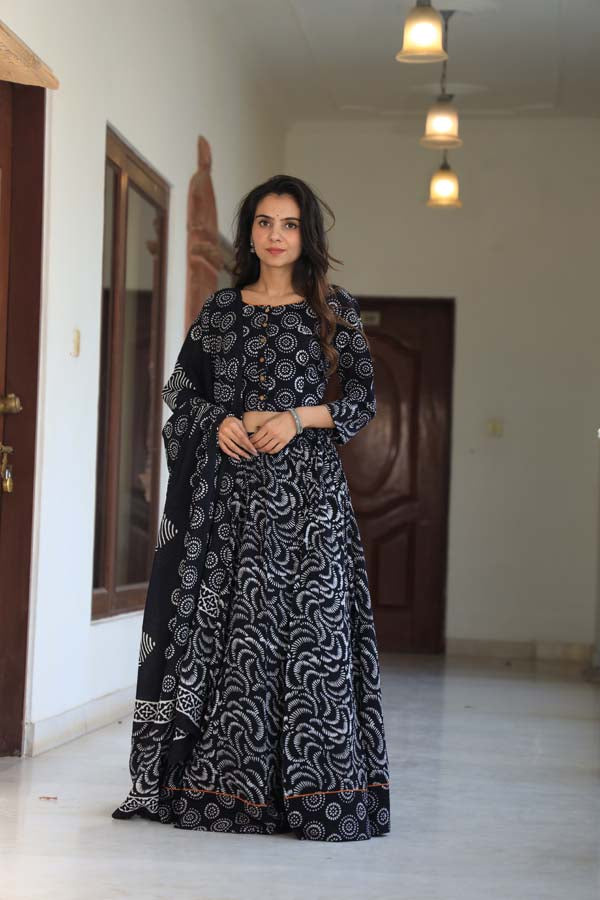 Black Chaniya Choli Suit