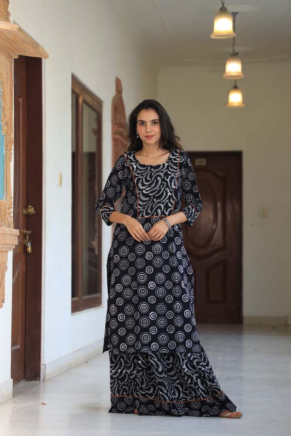 Black Kurta & Skirt With Dupatta