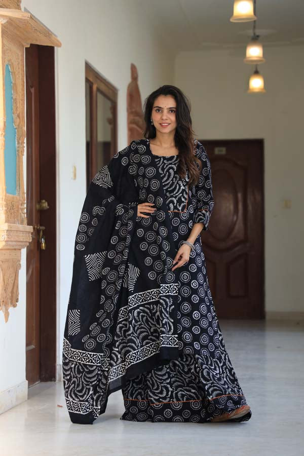 Black Kurta & Skirt With Dupatta